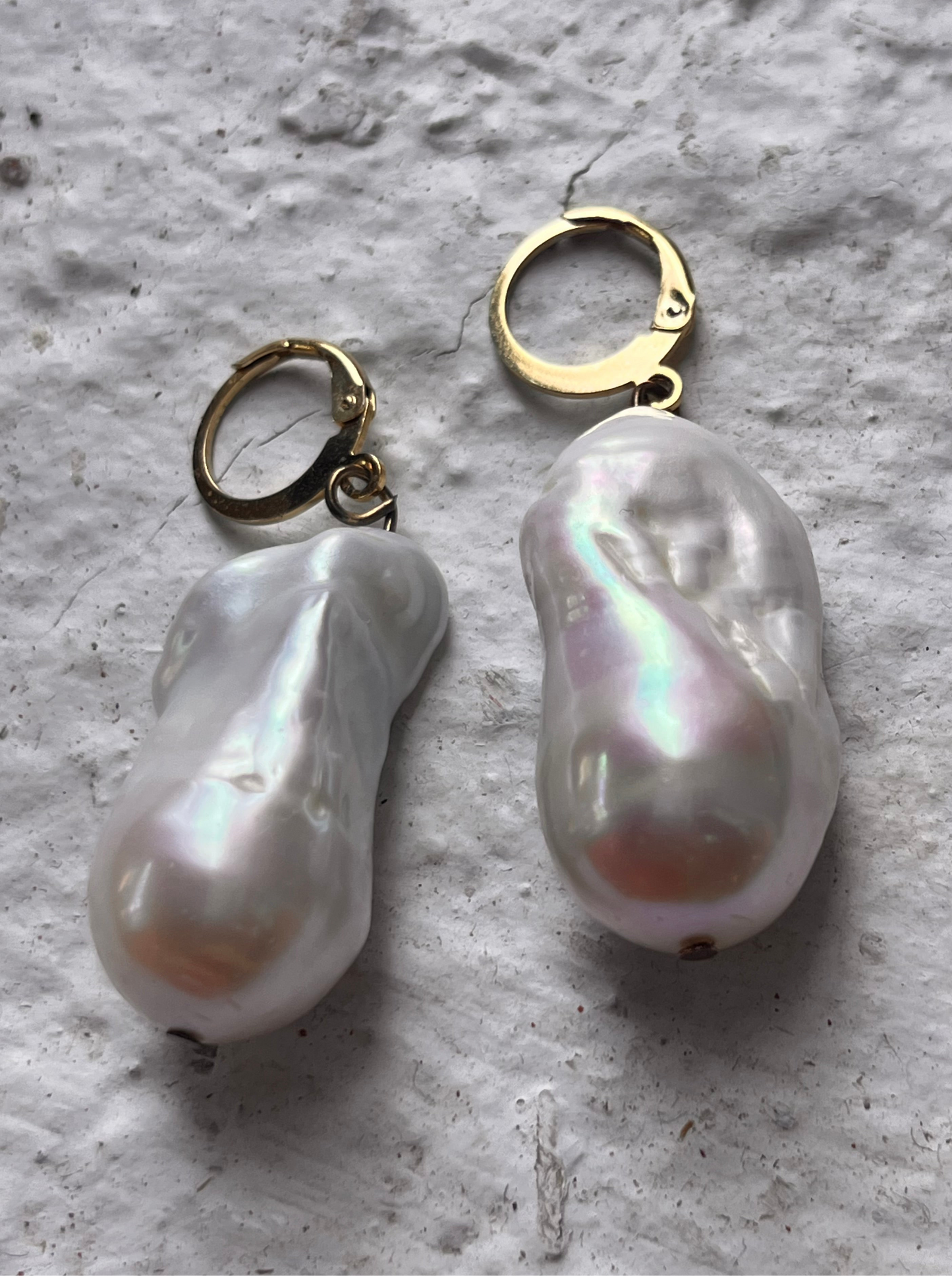 Moon Tears Pearl Earrings