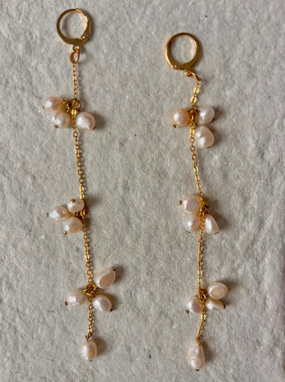 Moonbeam Pearl Earrings